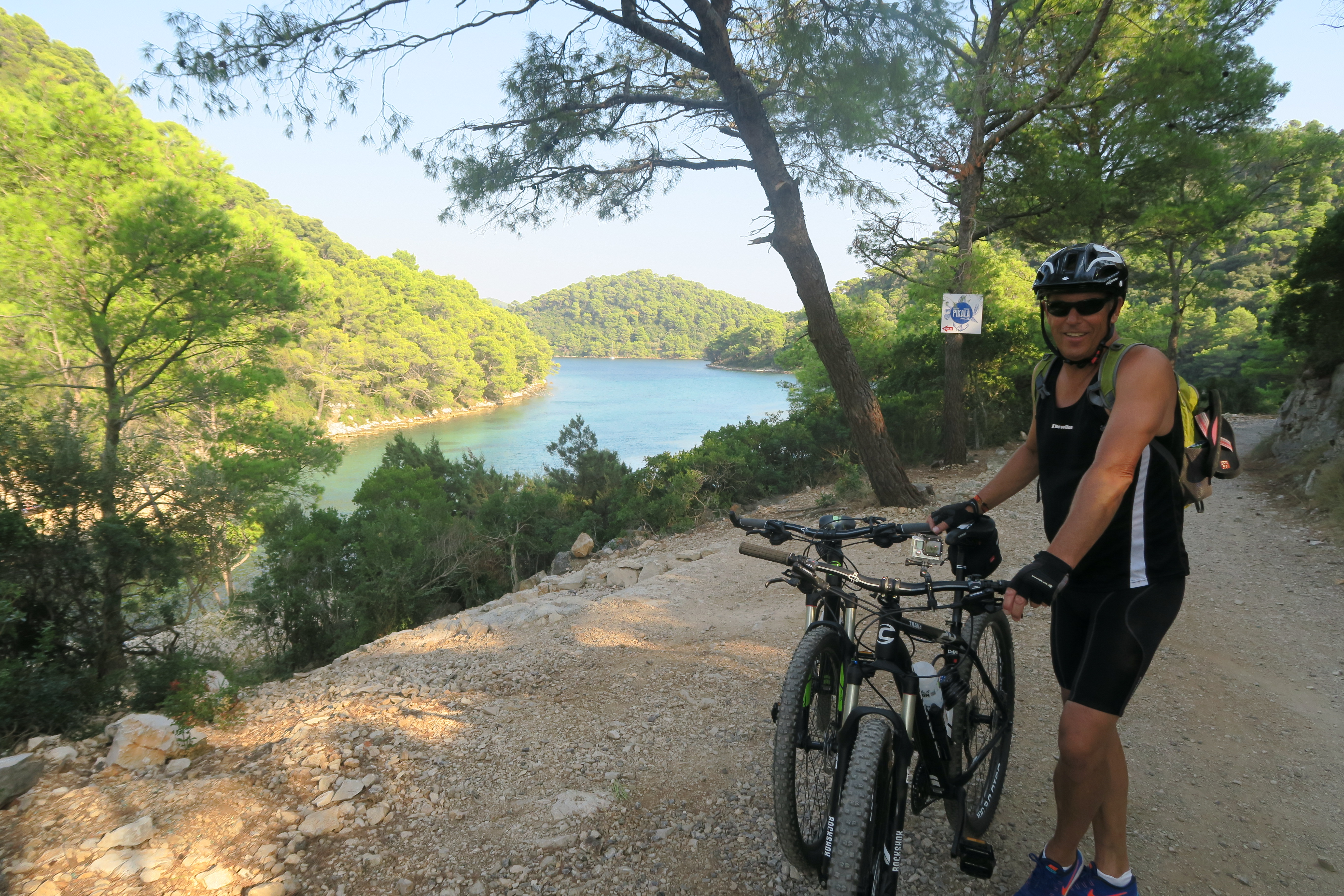 På morring restaurant “Nine” i Pomena på øen Mljet efter MTB om saltvandssøen Malojezero