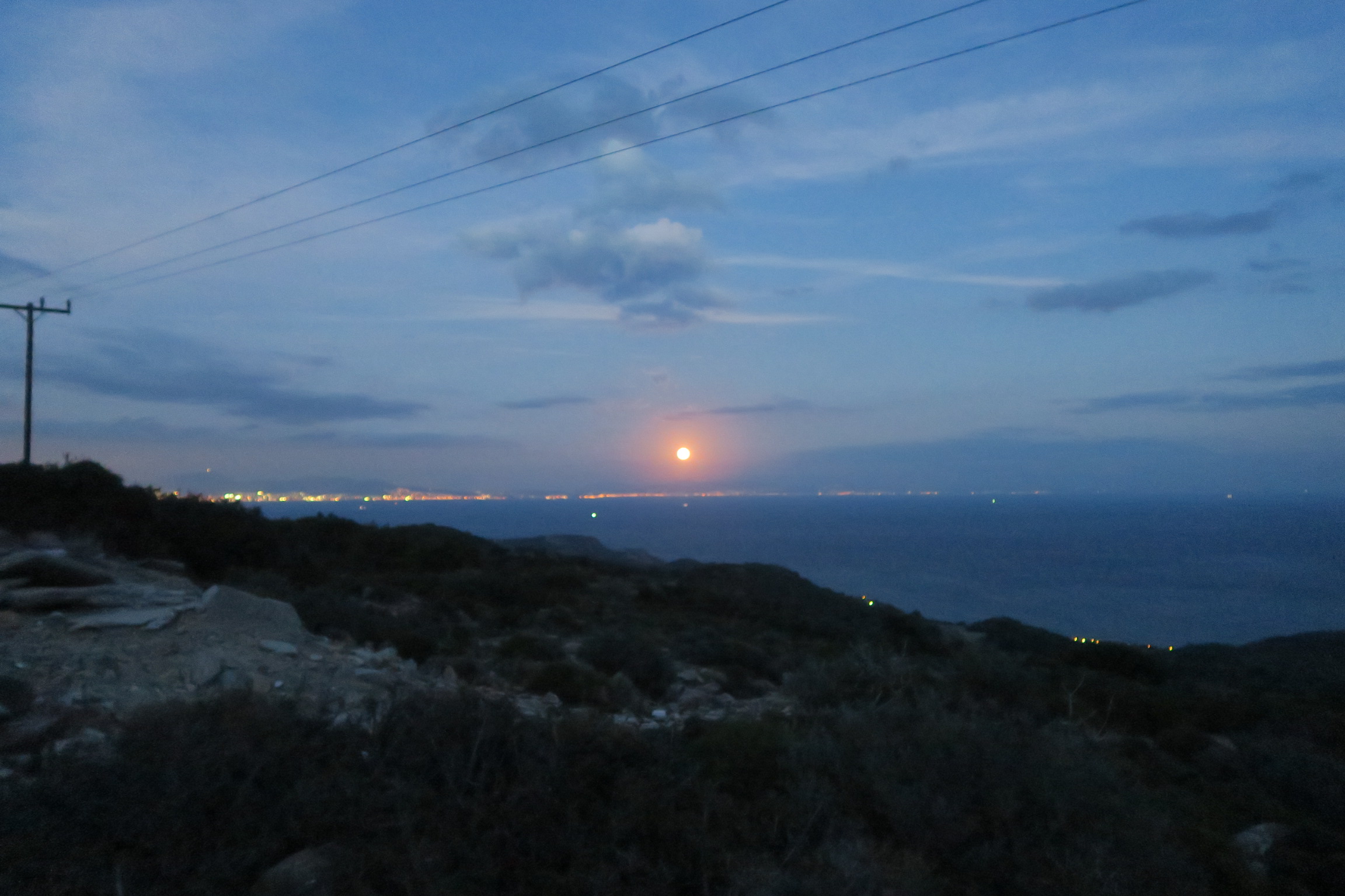 @SuperMoon på Aegina