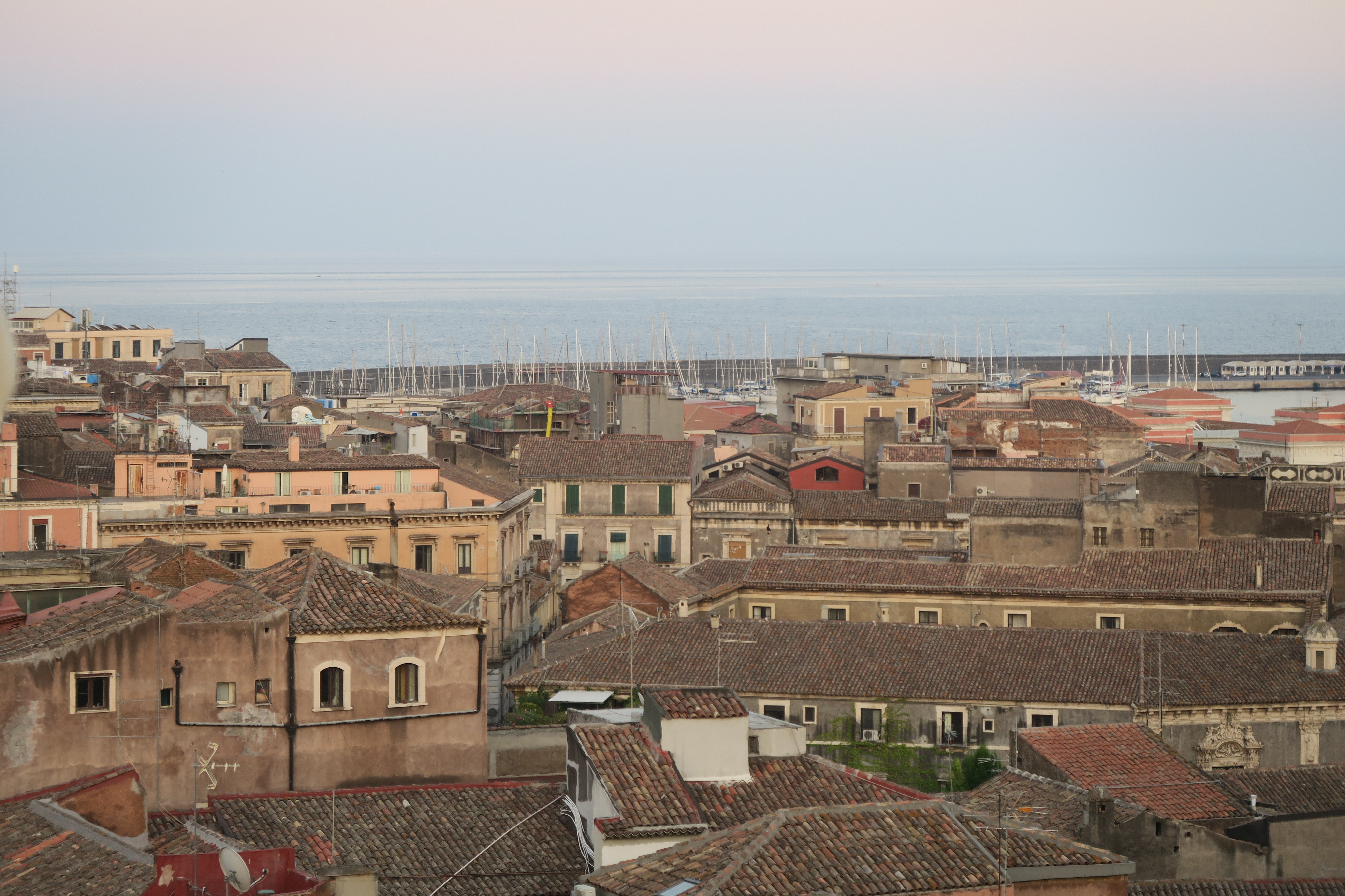 God sejltur fra Acitrezza mod Catania