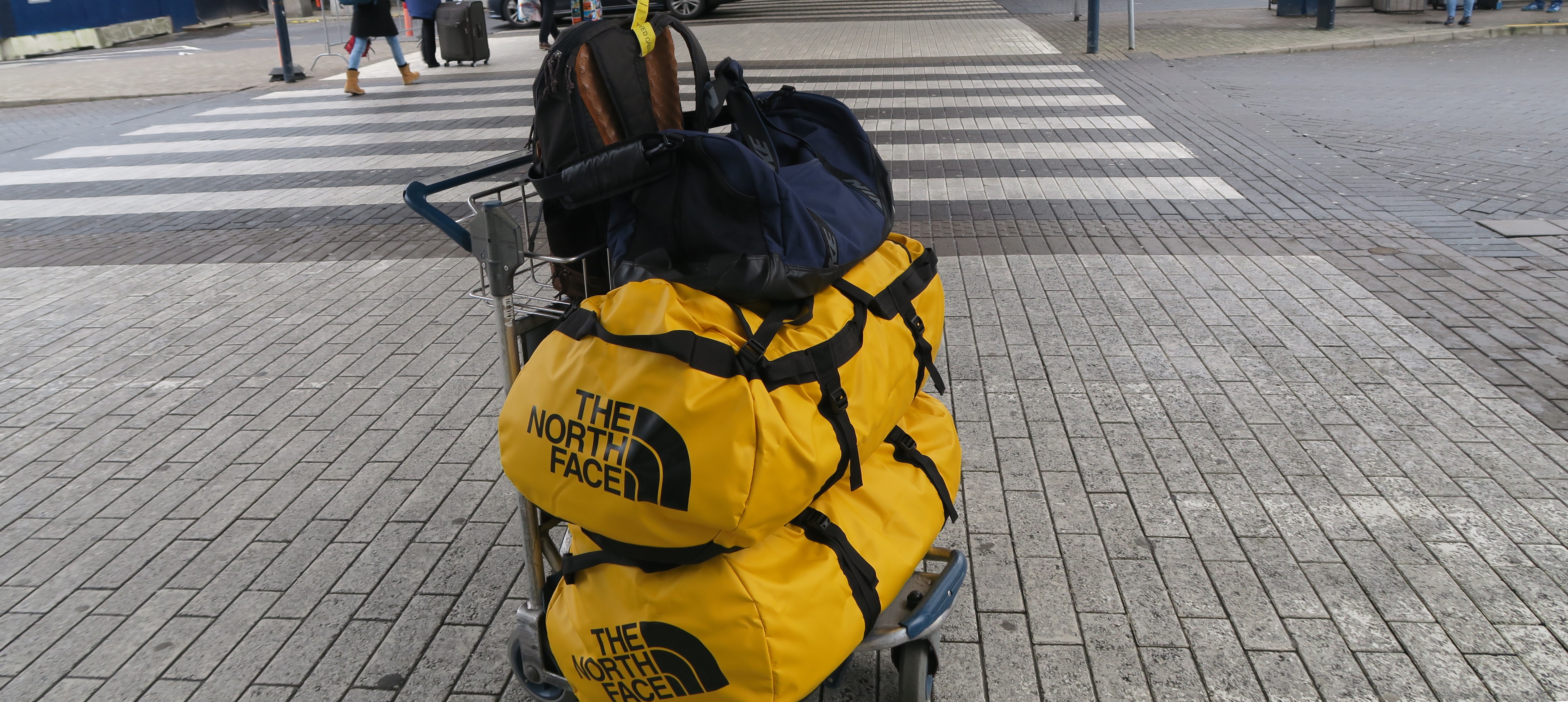 EK152 Dubai – EK420 Perth
