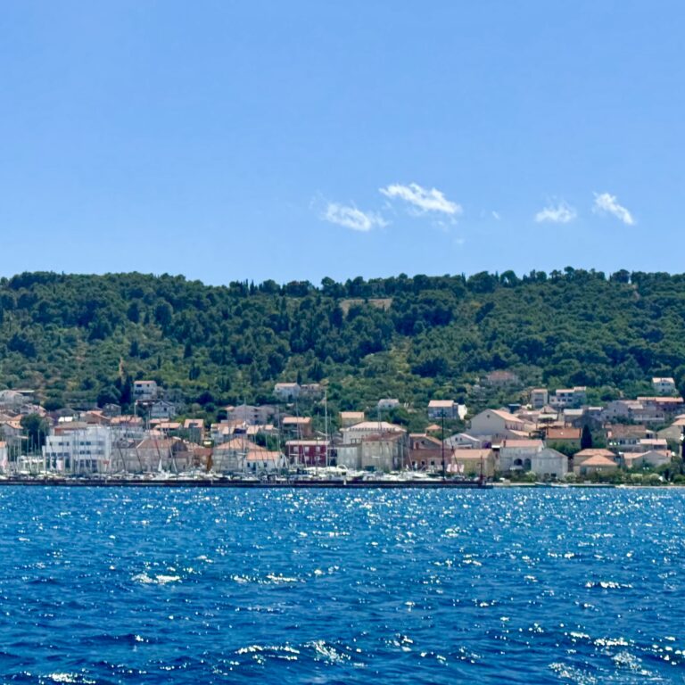 For sejl fra Rab til Preko på øen Ugljan