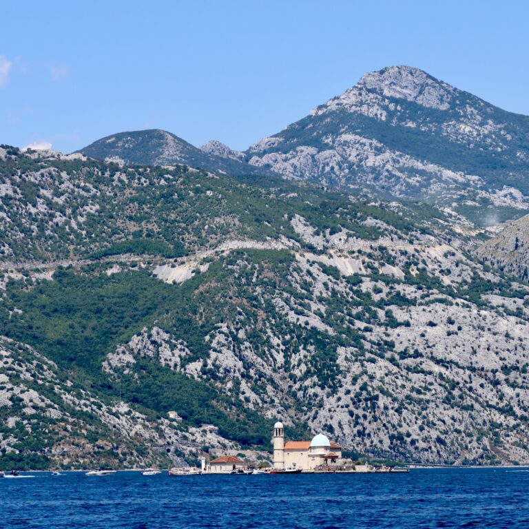 Fine dage i Kotorfjorden