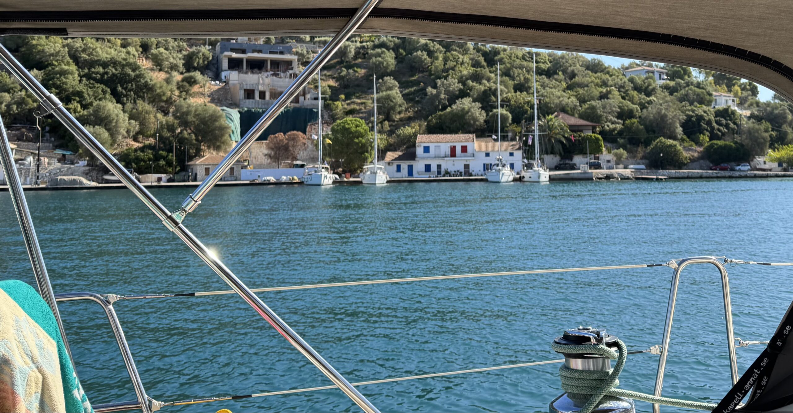 Sightseeing på vandet med destination Syvota på restaurant bøje