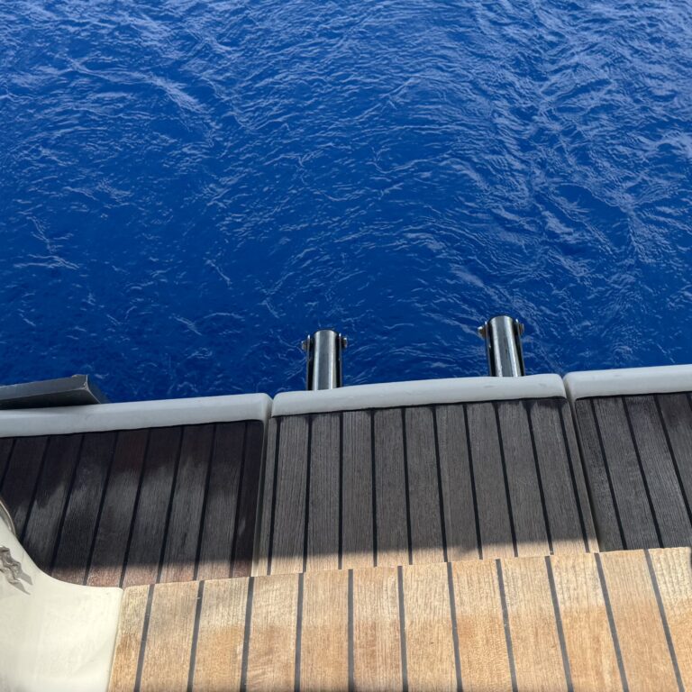 Nu til noget helt andet i Sivota på Stavros Pontoon
