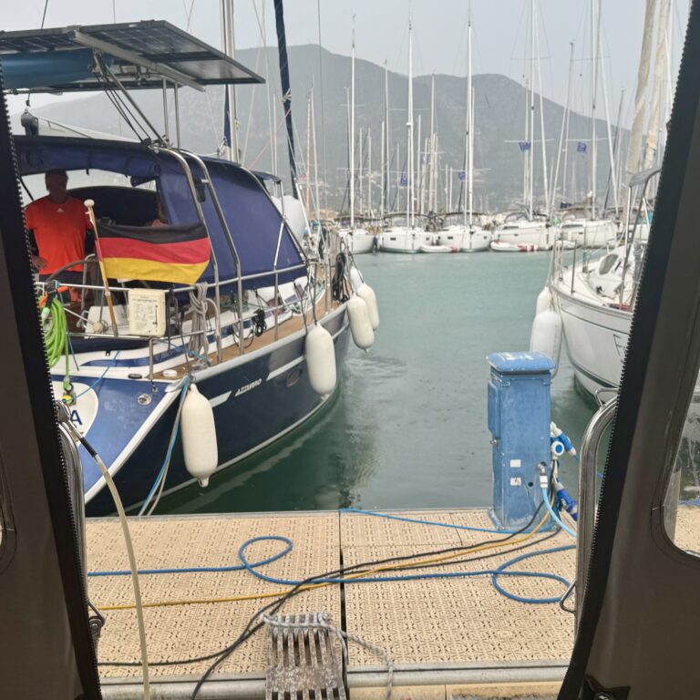 Tilbage på Iris Pontoon i ustadigt vejr